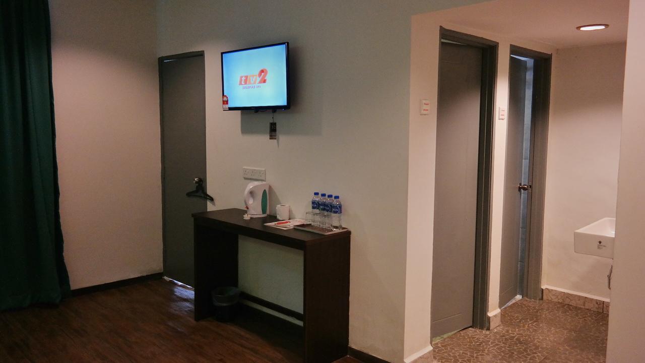 โรงแรมโคลฟเวอร์ อิโปห์ ภายนอก รูปภาพ
